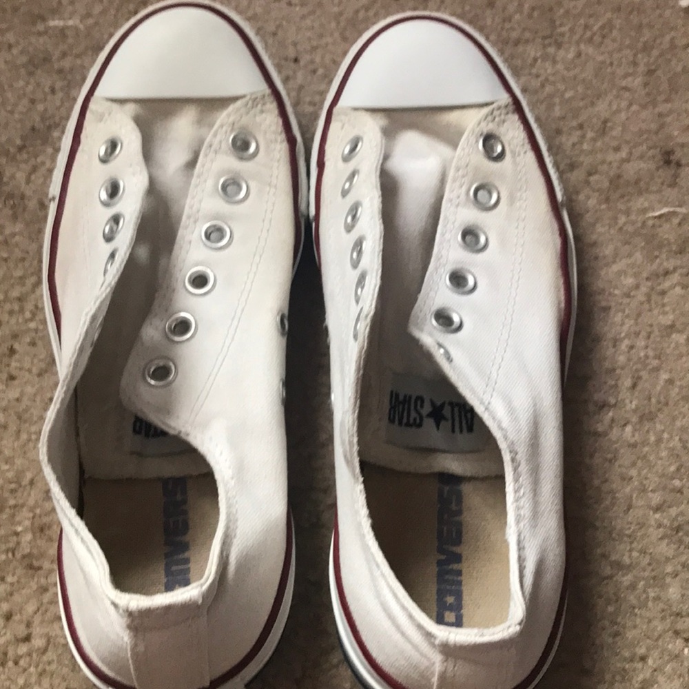 White low top converse